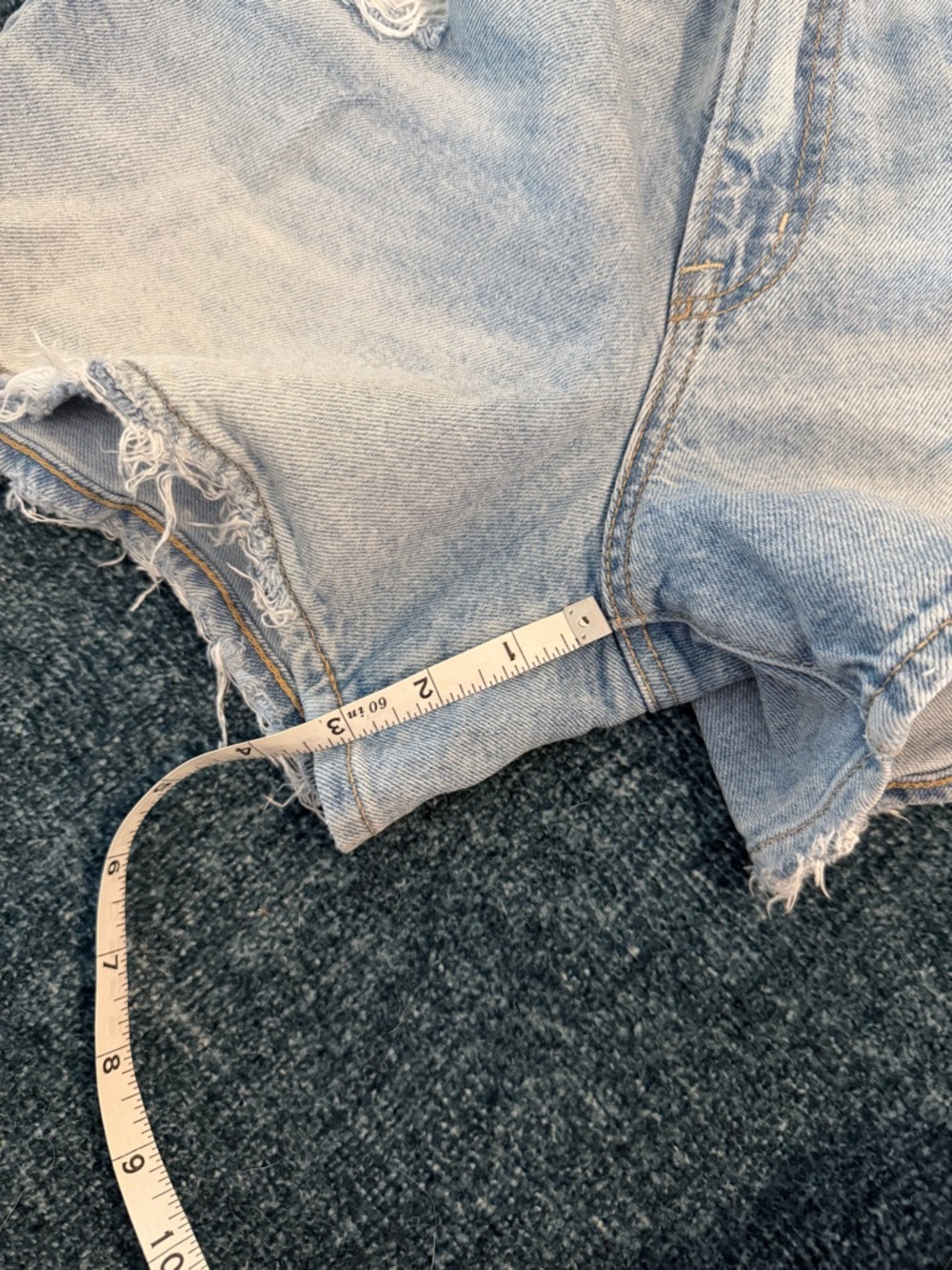american eagle highest rise 90s boyfriend short - Picture 8 of 8